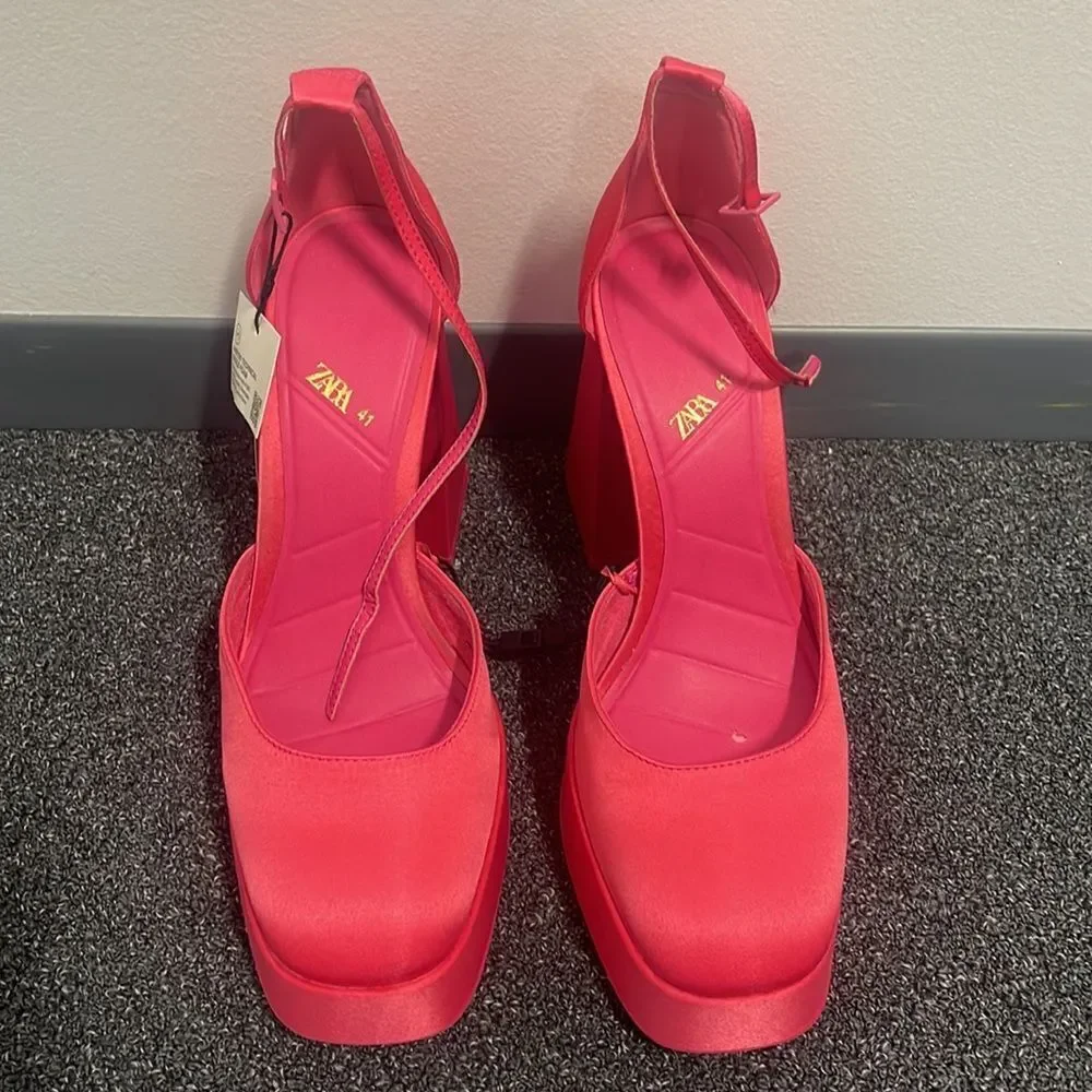 Zara Pink Chunky Heels‎